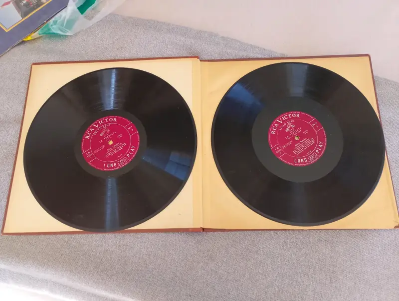 Disco de vinilo RCA Victor La Traviata - 2