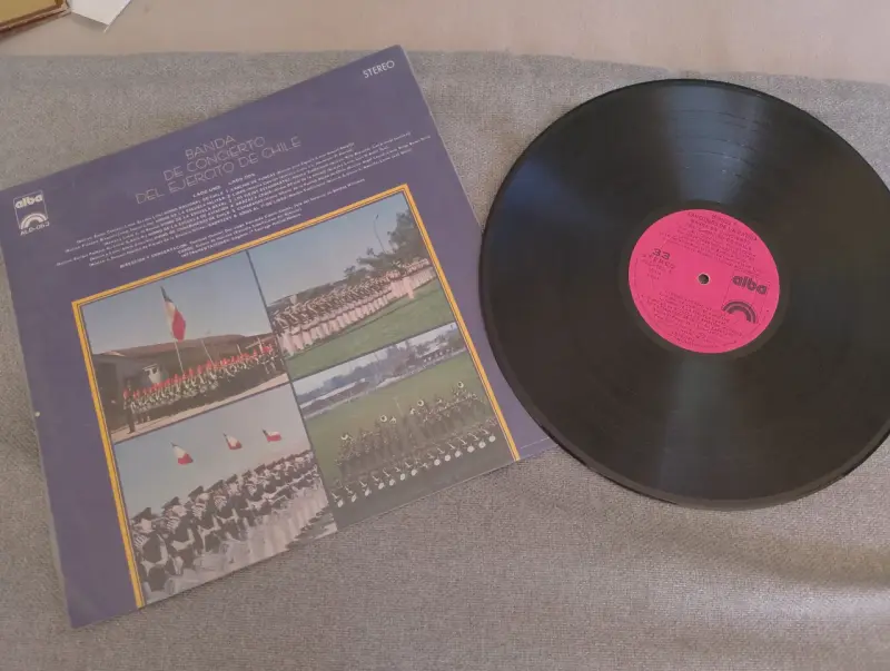 Vinilo Himnos y Canciones de la Patria Banda del Ejército de Chile - 2