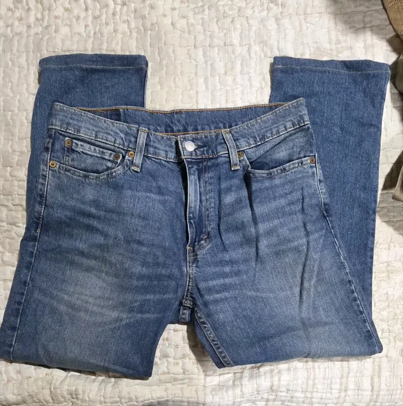 Jeans clásicos de mezclilla azul para hombre - 1