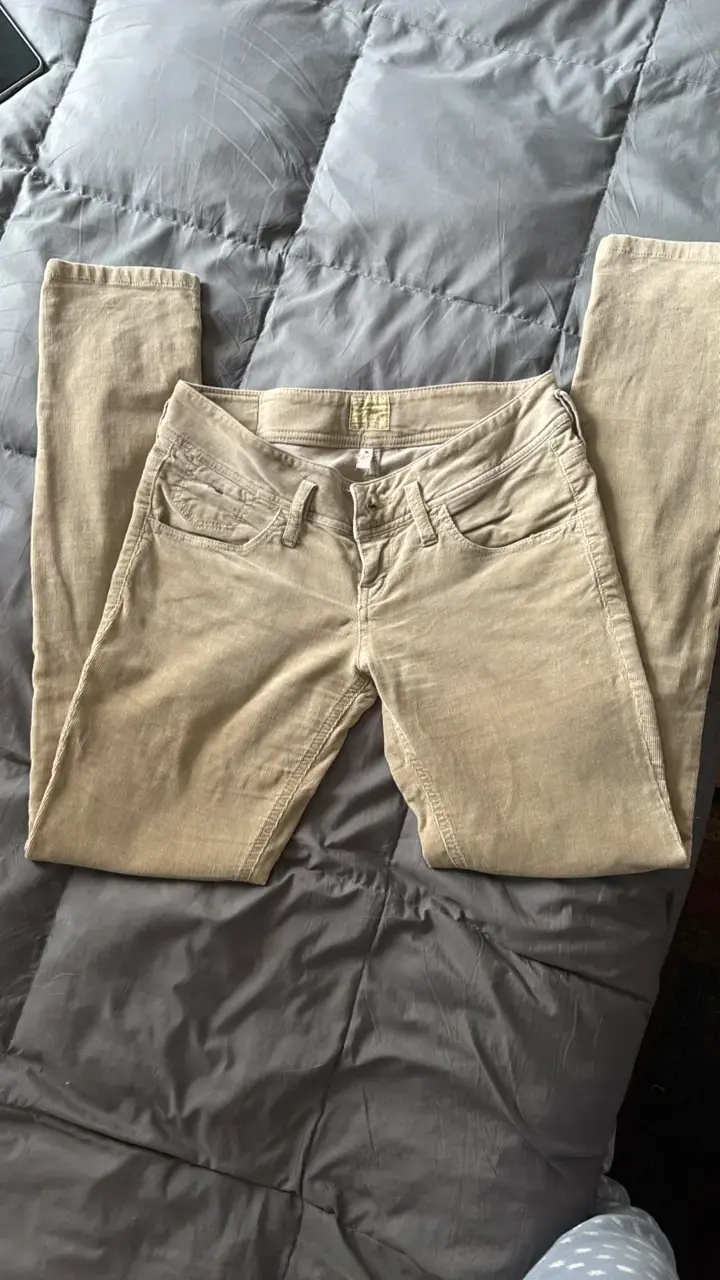 Pantalones de cotelé beige para mujer - 1