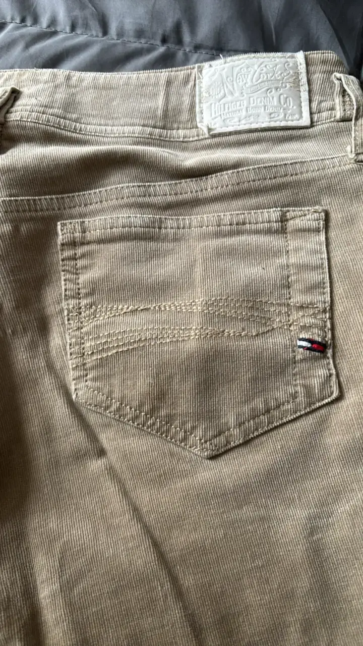 Pantalones de cotelé beige para mujer - 3