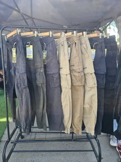 Pantalones cargo para hombre en varios colores - miniatura 4