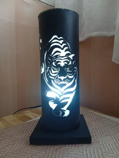 Lámpara decorativa LED con diseño de Colo-Colo - miniatura 6