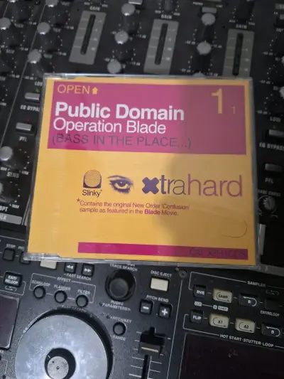 CD Public Domain Operation Blade Slinky - miniatura 1