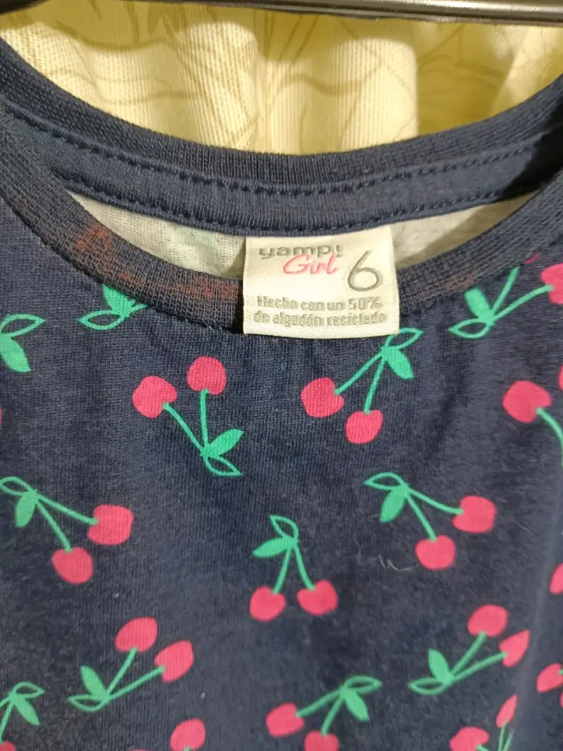 Vestido infantil azul con estampado de cerezas - 3