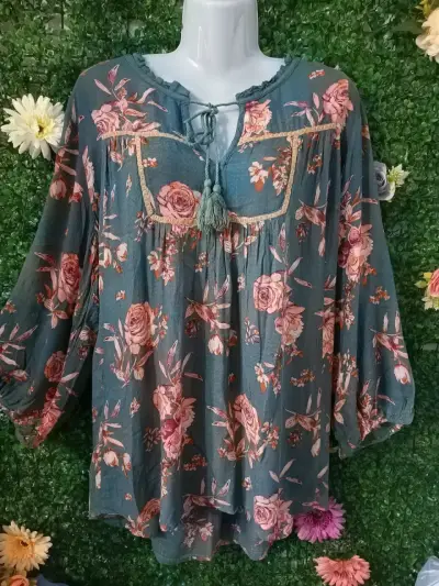 Blusa bohemia floral para mujer - miniatura 1