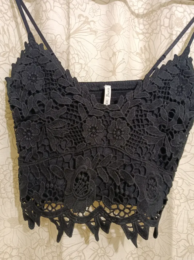 Top de encaje negro para mujer - 1