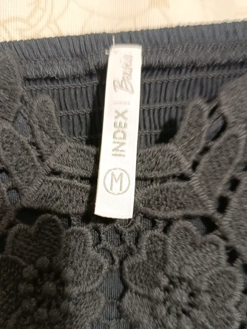 Top de encaje negro para mujer - 3