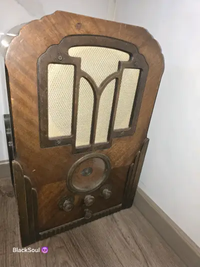Radio antigua art deco - miniatura 1