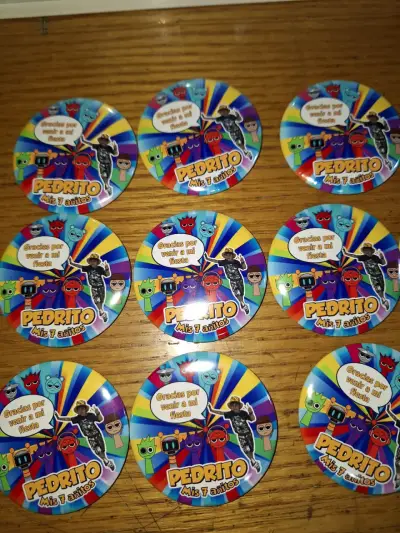 Chapas personalizadas para eventos y fiestas - miniatura 1
