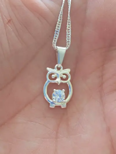 Collar de plata con dije de búho y circonia - miniatura 1