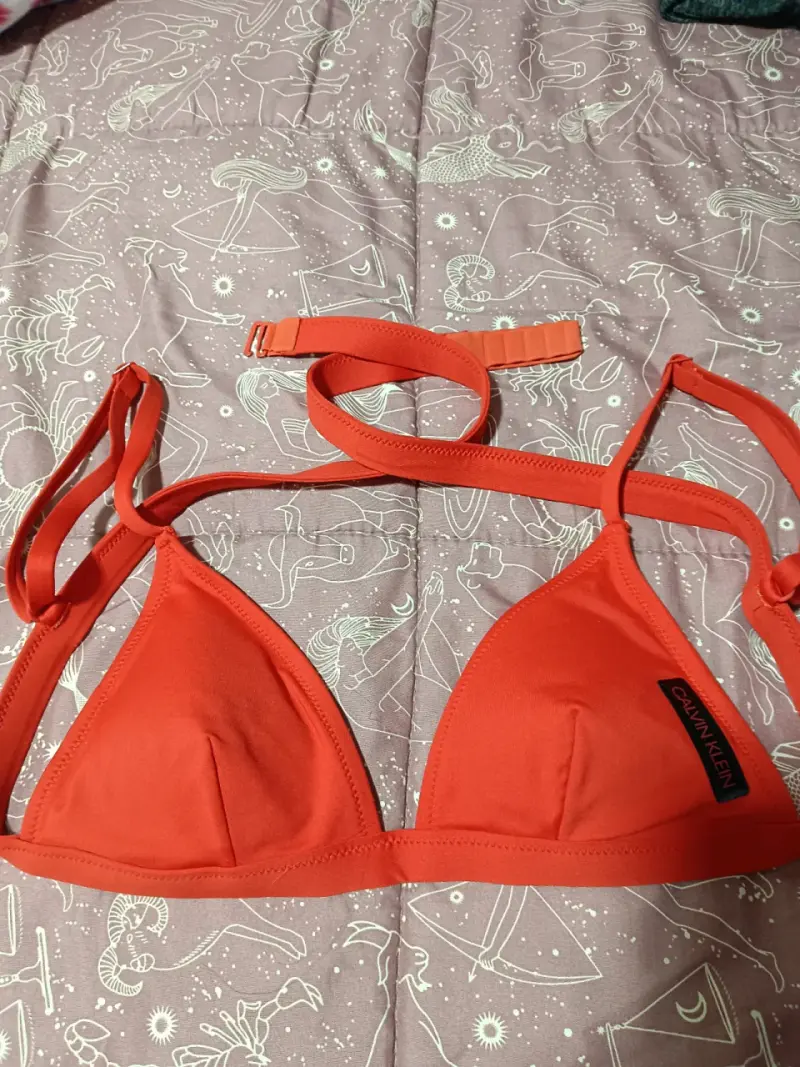 Bikini Calvin Klein rojo y estampado animal - 2
