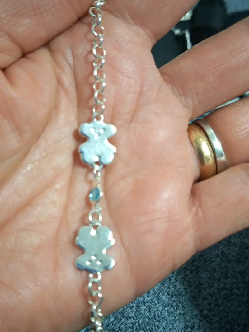 Pulsera de plata con dijes de osito