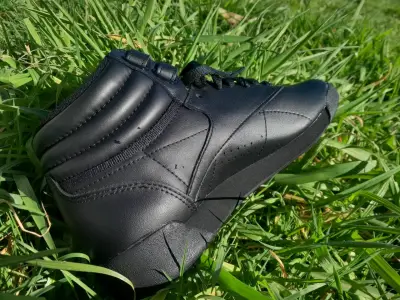 Zapatillas deportivas negras Reebok para mujer - miniatura 3