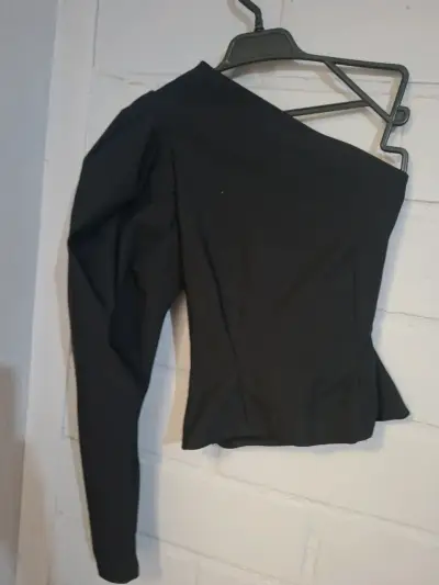 Blusa negra asimétrica Nicoletta Valentina - miniatura 1