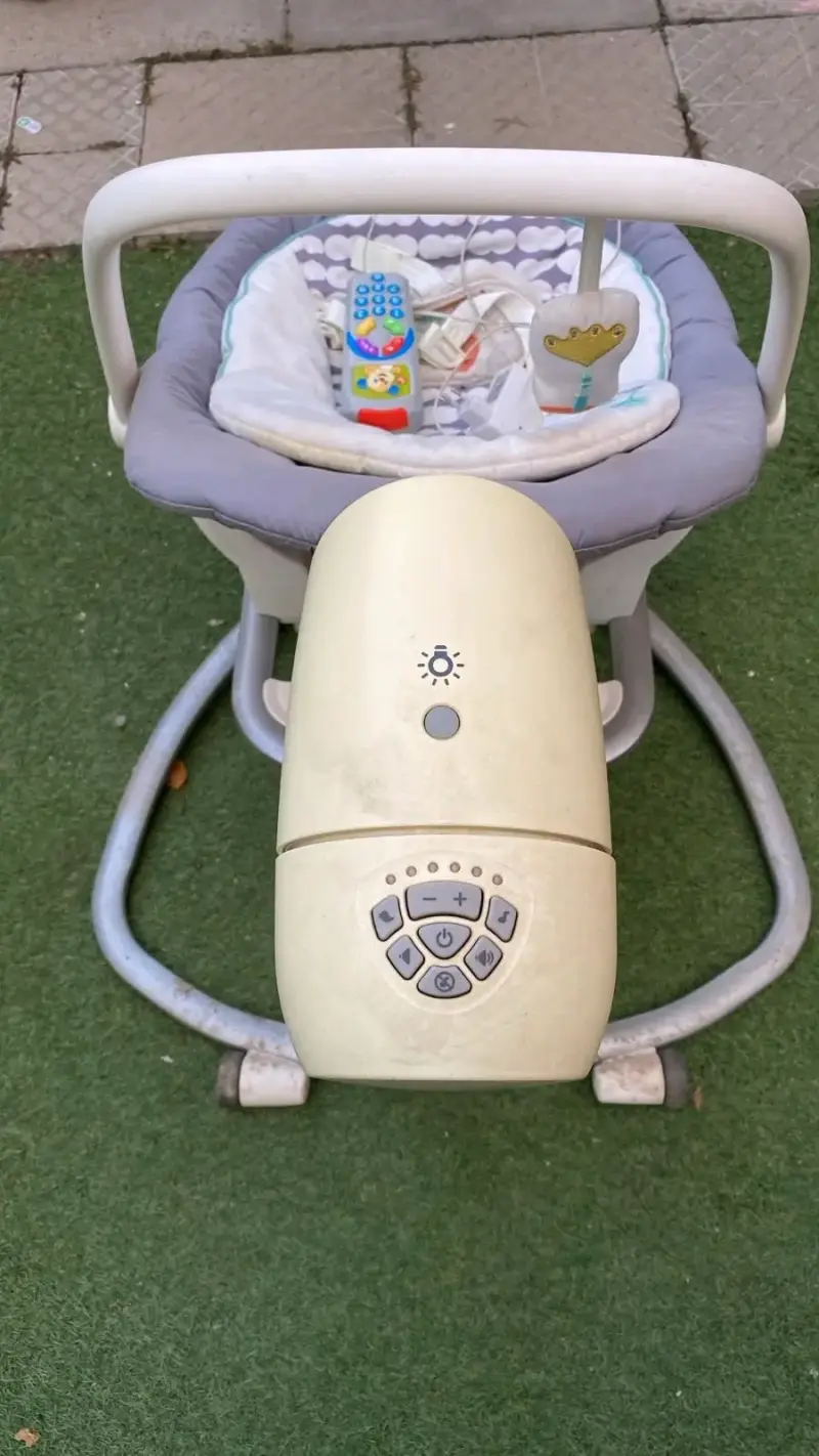 Silla mecedora para bebé con vibración Joie - 2