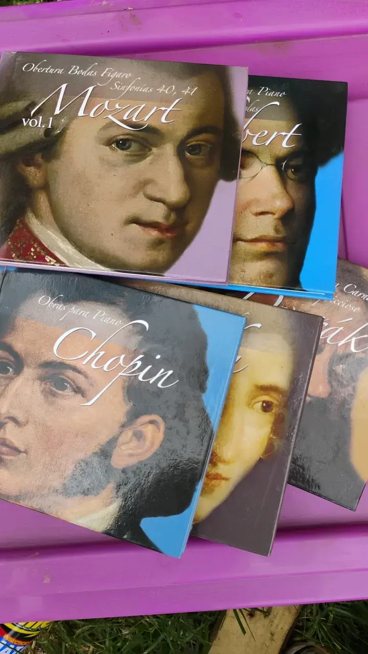 Colección de CDs de Música Clásica Mozart, Chopin y Wagner - 1