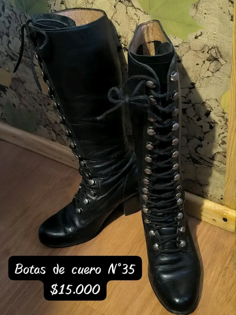 Botas de cuero negras talla 35