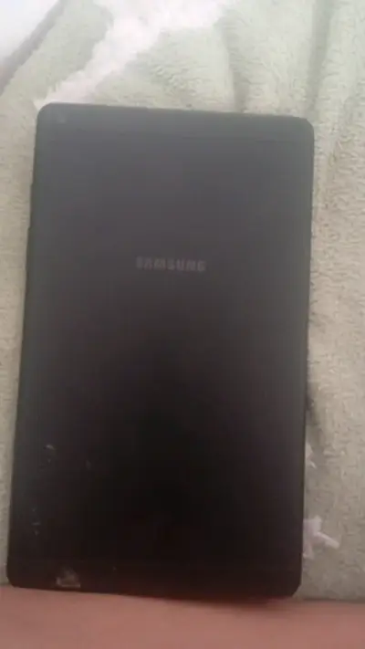 Tablet Samsung Galaxy Tab A en buen estado - miniatura 2