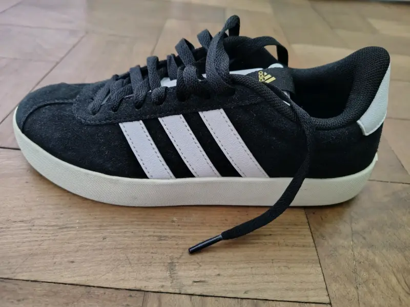 Zapatillas deportivas negras Adidas para mujer - 2