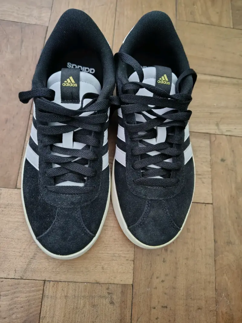 Zapatillas deportivas negras Adidas para mujer - 4