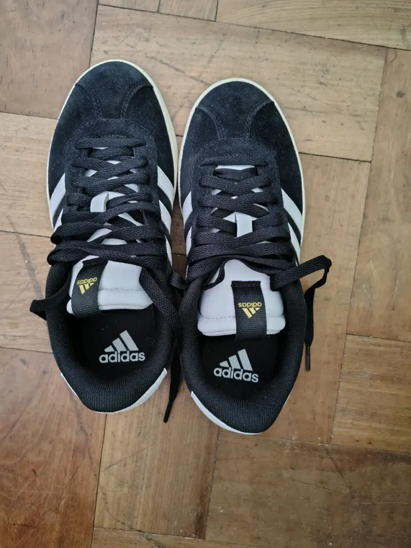 Zapatillas deportivas negras Adidas para mujer - 5