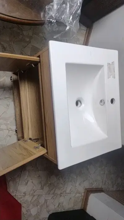 Vanitorio de baño con mueble de madera - miniatura 3