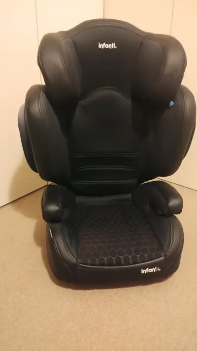 Silla de Auto Infanti Negra con Protección Lateral - miniatura 3