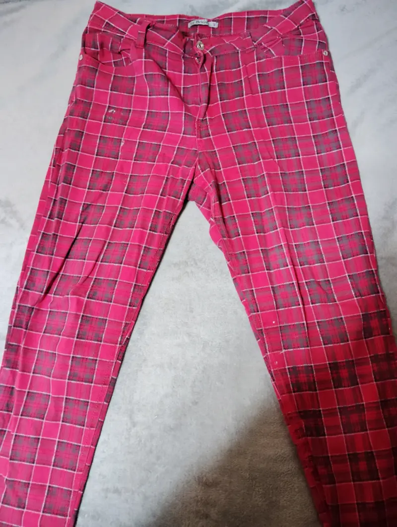 Pantalones a cuadros rojos para mujer
