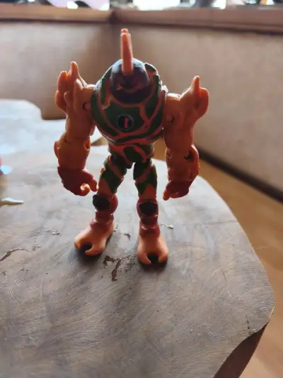 Figura de acción alienígena vintage - miniatura 1