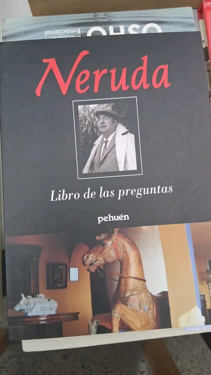 Libro 'Libro de las preguntas' de Neruda - 1