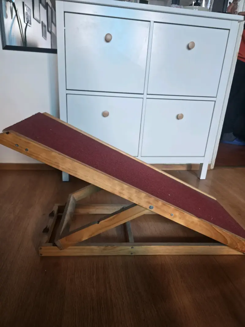 Rampa de madera ajustable para mascotas - 2