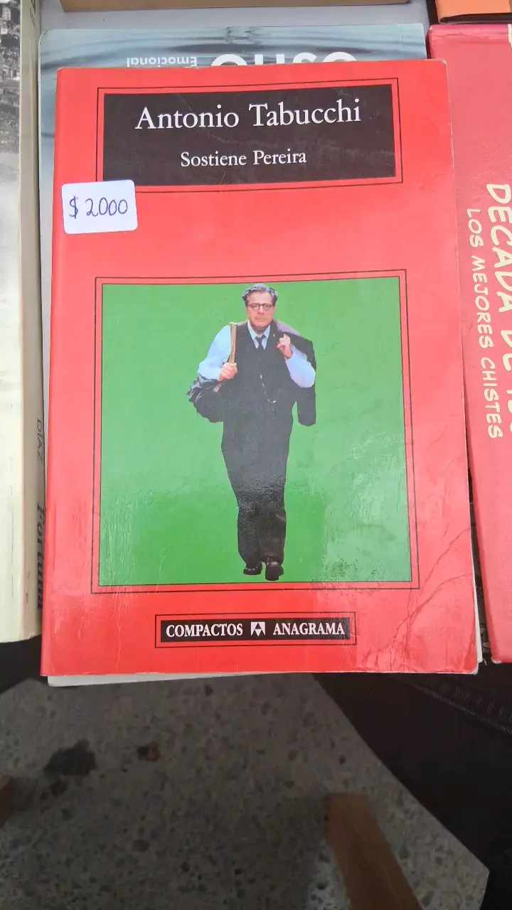 Libro Sostiene Pereira de Antonio Tabucchi - 1