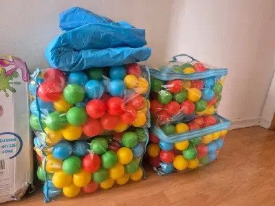 Bolsas de pelotas de colores para niños - miniatura 3