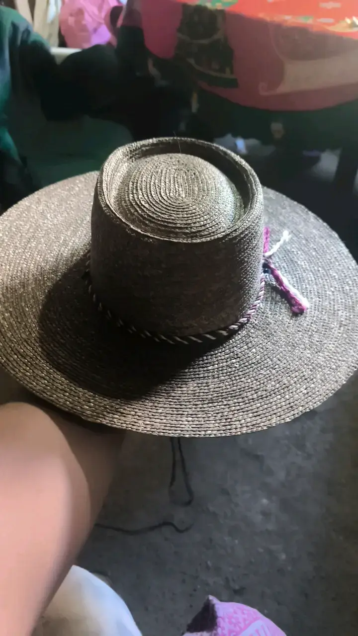 Sombrero de paja estilo tradicional