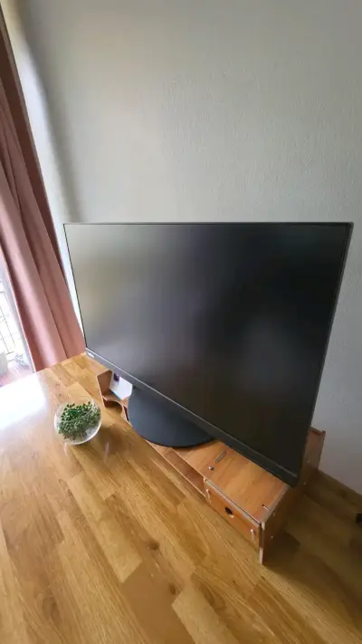 Monitor Lenovo ThinkVision 24 pulgadas T24i-10 - miniatura 2