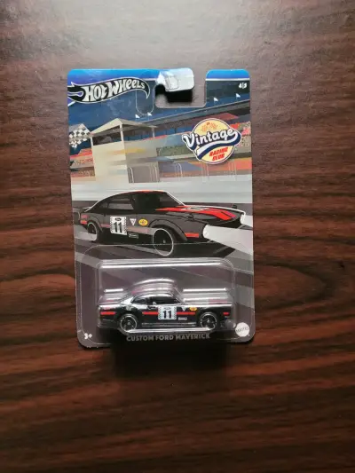 Hot Wheels Custom Ford Maverick Vintage Racing - miniatura 1