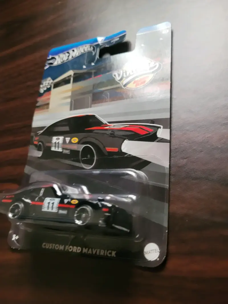 Hot Wheels Custom Ford Maverick Vintage Racing - 2