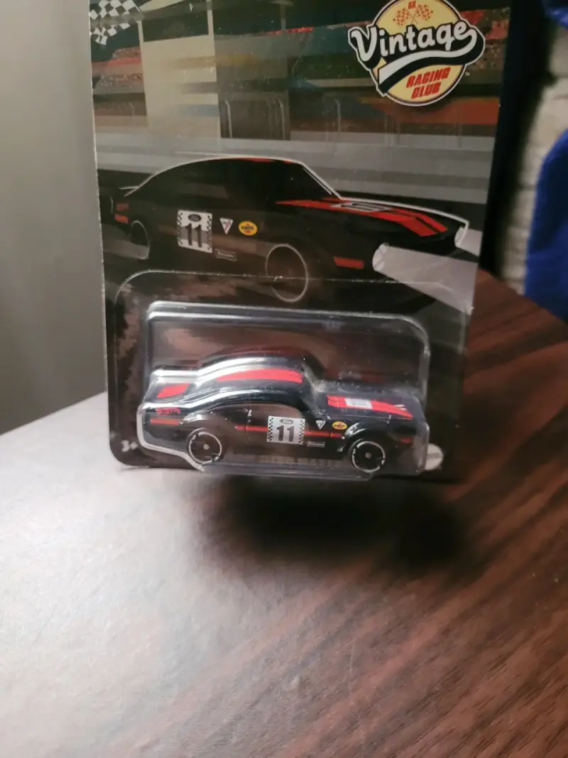 Hot Wheels Custom Ford Maverick Vintage Racing - 3