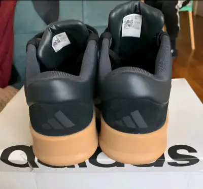 Zapatillas deportivas Adidas negras y grises - miniatura 6
