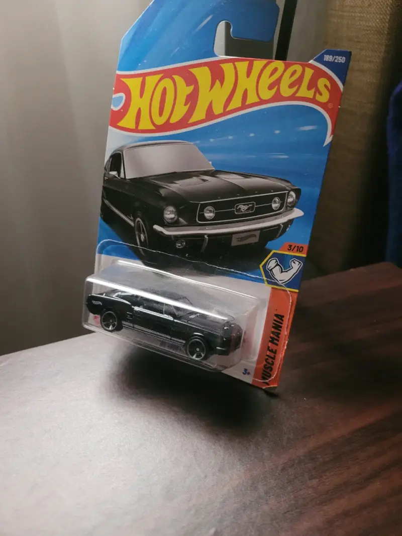 Hot Wheels '67 Mustang Negro Edición Muscle Mania - 3