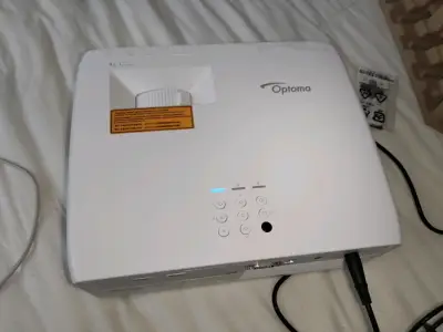Proyector Optoma con control remoto - miniatura 6