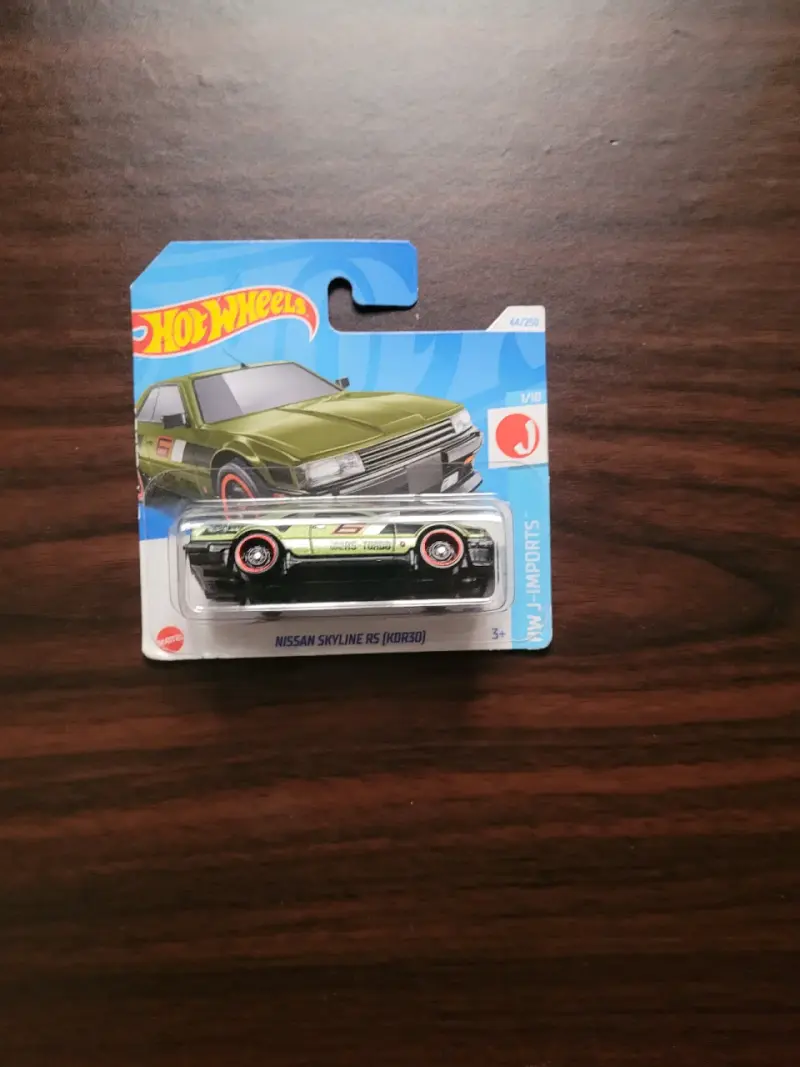 Hot Wheels Nissan Skyline RS KDR30 en miniatura - 1