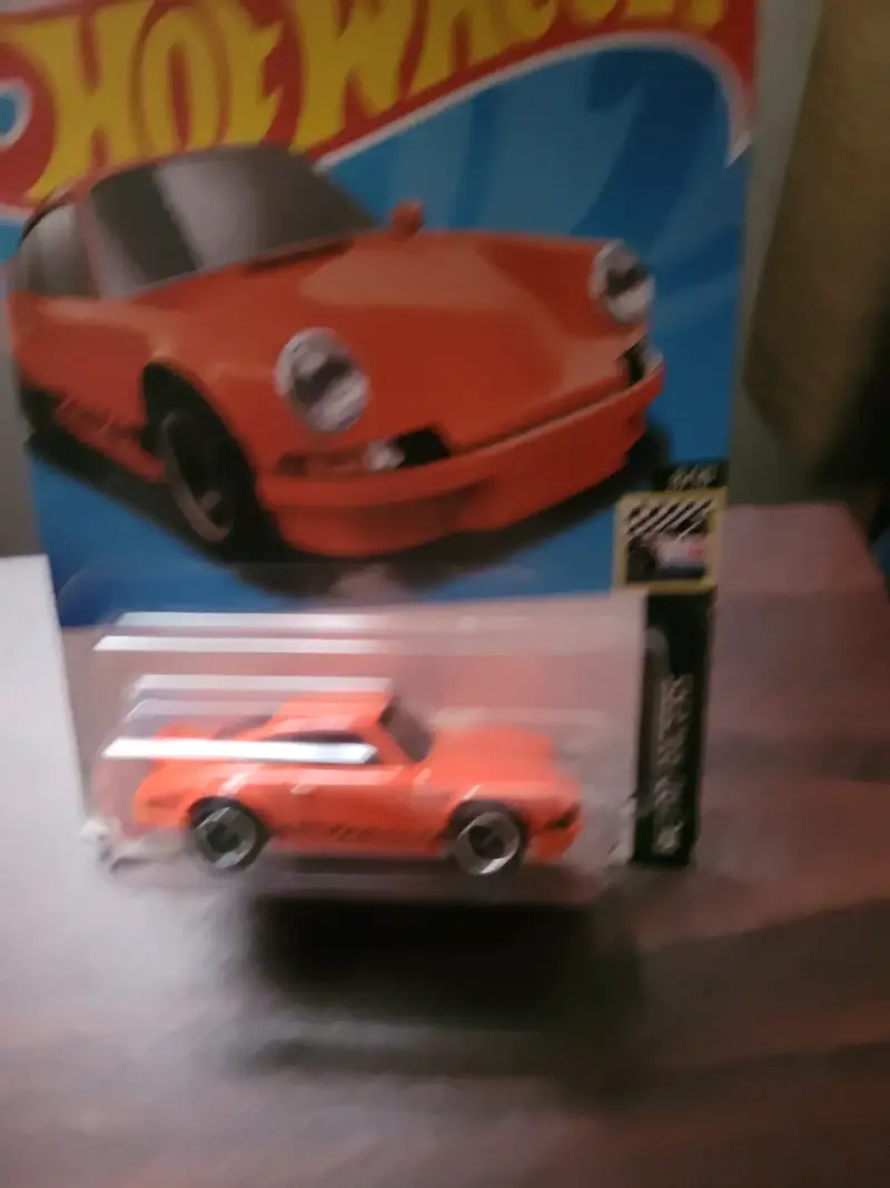 Hot Wheels Porsche 911 Carrera RS 2.7 Naranja - 2