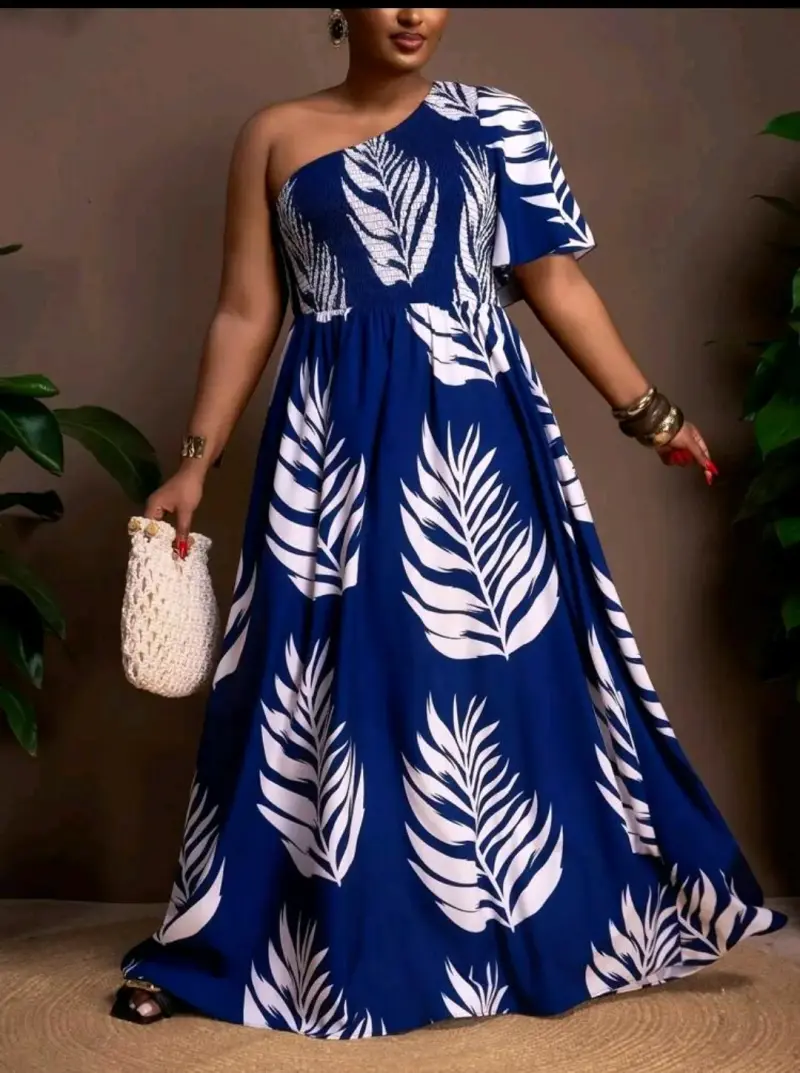 Vestido largo azul con estampado de hojas - 2