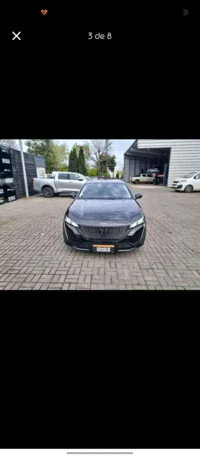 Auto Peugeot 308 negro en buen estado - miniatura 1