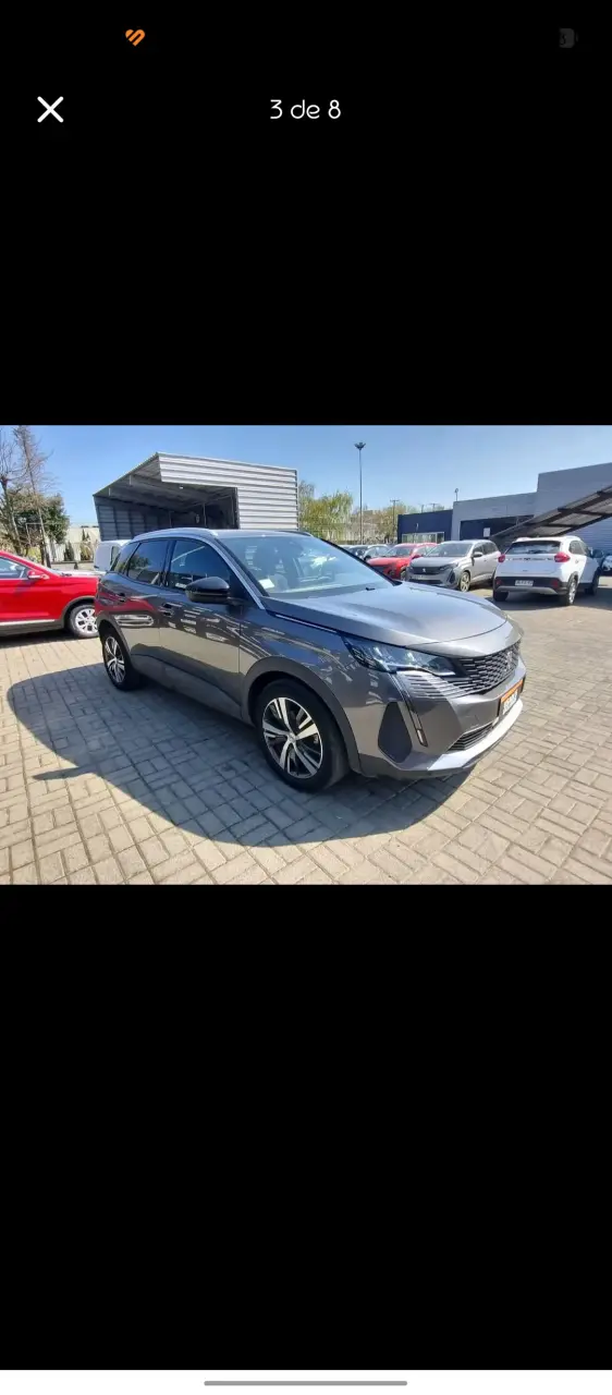 SUV Peugeot 3008 gris 2023 - 3