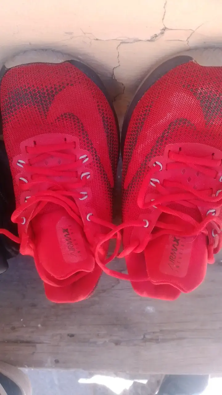 Zapatillas deportivas rojas para hombre