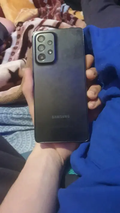 Smartphone Samsung Galaxy A52 en buen estado - miniatura 2
