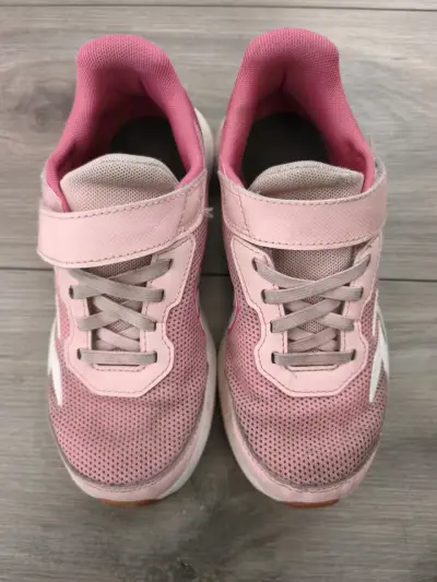 Zapatillas deportivas rosadas para niña - miniatura 1